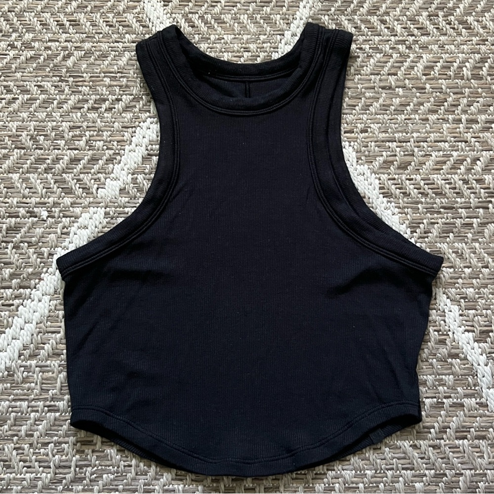 lululemon hold tight cropped tank